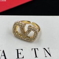 Designer Rings Rings Luxury Brand Ring Ring Ajuste Fashion Style Popular Marca selecionada Acessórios para joalheria Campus Casal Gift Romantic Love Never Fade JZ096