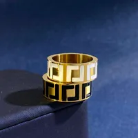 Нет коробки женщин роскошные дизайнерские кольцо капля черная/белая масло титановые стальные кольца