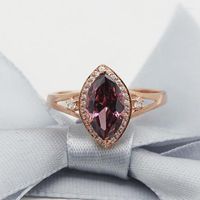 Pierścienie klastra 2022 585 Purple Gold 14K Rose Crystal Card Dark Ruby Marquise for Women Luksusowe biżuterię Prezent ślubny