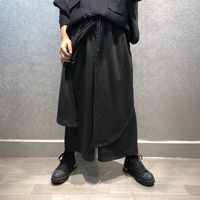 Calça masculina de duas peças de duas peças de duas peças de outono estilo personalizado saia solta elástica de moda preta fina