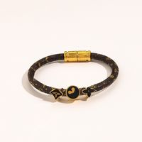 Bracelets de moda Bangle Bangle Luxury Designer Jewelr Leather Supplies For Mull Men Men High Sense Titanium Steel Gold Bracelet Loves Bracelet