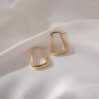 Hoop Ohrringe verhindern Allergie Goldfarbe unregelmäßige Quadratrede für Frauen Mädchen Charme sexy Ohrhaken 2022 Verlobungsdesign