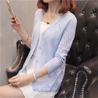 Tricots pour femmes 2022 Summer Short Slim Hollow mince T-shirt ￠ manches longues Single Breasted Cardigan V-col