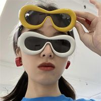 선글라스 사이버 Y2K 여성 패션을위한 다채로운 태양 안경 2022 세련된 원 피스 안경