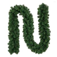 الزهور الزخرفية عيد الميلاد الزهور الاصطناعية 2.7 متر جدار أخضر مصنوع يدويًا معلقًا على الباب.