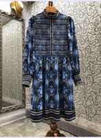 Abiti casual ultimo abito di stilista 2022 Donne primavera estate blu stampa floreale elastico torace a manica lunga tunica