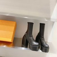 Boots Super High Heel Platform مرونة بوتس الخريف والشتاء 2022 أحذية جديدة سميكة الكعب النسائية