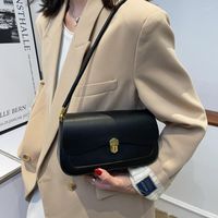 Bolsas de noite Moda clássica saco de ombro simples para mulheres corea corea chique ladies diariamente compras de couro submante