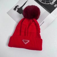 Beanie Tasarımcı Lüks Beanie Kış Örme Kapak Yün Şapka Kadınlar Örmek Kalın Sıcak Sahte Kürk Pom 10 Renkler Şapkalar Kadın Bonnet Beanies Casquette