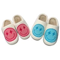 Slippers Smiley visage éclair bleu / rose mignon chaussure d'hiver de famille intérieure chaude pour les adultes et les enfants 221109
