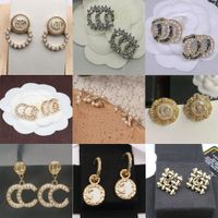 20Style Mixe 18K Gold plaqué lettres argentées Stud Luxury Brand Designers Oreille Géométrique Femmes célèbres Femmes Crystal Rinestone Pearl Wedding Jewelry