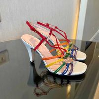 Kadınlar Lock It Sandalet Lüks Yüksek Topuklu Metalik Laminat Deri Orta Topuk Sandal Süet Tasarımcı Sandalet Yaz Plajı Düğün Ayakkabıları 35-41