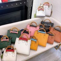 Top bambou sac fourre-tout 2022 Luxurys Designers Handbag Petits grands sacs d'￩palage de mode 2 tantis portefeuilles Mesquenger Femmes Hnadbags d￩contract￩s