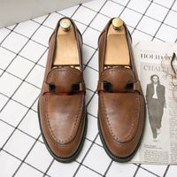 British Loafers Men zapatos de color s￳lido PU Pu Hebilla de metal negro A Pedal Fashion Business Casual Boda Daily AD307