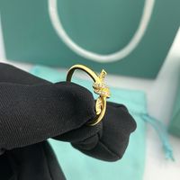 Дизайнерские кольца с Dimond Женщиной, покрытой 18 -километровым розовым золотом, витуха