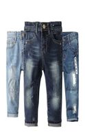 Chumhey 08T de alta qualidade Spring Spring Jeans Calça calças meninos meninos meninas calças de jeans Roupas infantis Roupas de buraco quebrado 22020