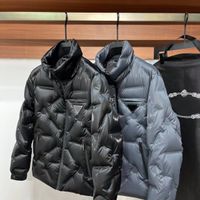 Tasarımcı Ceketler Erkekler Down Parkas Coats Kış Moda Kısa Ters Üçgen Logo Ceket Stili Harfleri Sıcak Ceket