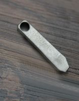 EDC Mini TC4 Titanium Sculpture Crowbar Keychain Outdoor Screwdriver Gadget Tools Factory Direct S OT03