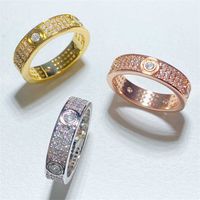 Anelli di design ad anelli carti love a vite da uomo anelli classici designer di lusso gioielli donne in acciaio in acciaio