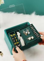Bolsas de joalheria Bolsas de chegadas Caixa de exibição com 4 cores Brincos de colar de anel Organizador de pingente de anel como presente para mulheres