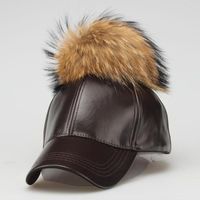 Ball Caps 2022 Inverno de pêlo de pele real para mulheres Candy de outono color PU Leather Baseball Cap with Big Raccoon Poms Girl's