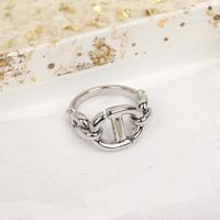2022 Luxury Quality Charm Ring Design Hollow Design en platine plaquée Have Box Stamp PS4458
