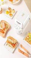 Máquina de waffle elétrica doméstica Sandwich Breakfast Baker portátil Baker com 3 placas ALAR22