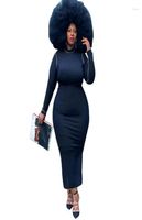 Artı boyutu elbiseler yuvarlak boyun tam kollu maxi elbise kadınlar için siyah moda kıyafetleri sonbahar kavisli kıyafet gündelik sokak aşınması 4xl lo