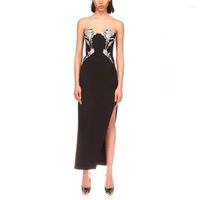 Robes d￩contract￩es 2022 ￉t￩ ￩l￩gant luxe brod￩ Bandage de fleurs robes femme sexy designer club f￪te sans bretelles