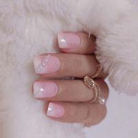 Ложные ногти 24pcs Fashion Candy Color French Nail Короткая круглая голова фальшивая розовая жемчужина