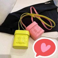 المصنع على الإنترنت مصمم تصدير مصمم تايد العلامة التجارية حقائب السيدات 2022 قوس بوكس ​​أزياء الشباب المصغرة للسيدات الكتف واحد مربع صغير