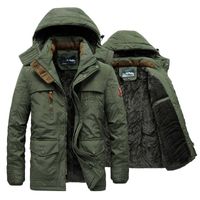 Ceketler Yeni Askeri Kalın Sıcak Adam Kış Parkas Sıradan Pamuk Pamuklu Yastıklı Erkek Çok Cep Kürk Hoodies Erkek Parka Hombre Y2210