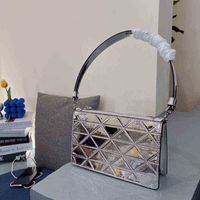 Omuz çantaları müşterileri tote kadın çanta deri tasarımcılar cüzdan moda crossbody klasik çanta haberci çantası aksiller üçgen
