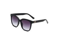 Gafas de sol de dise￱ador de moda anteojos cl￡sicos de gafas al aire libre anteojos para el sol para el hombre Mujer 6 Color Opcional Triangular Firma 5632