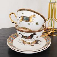 Кружки Новая лошадь кость в Китае кофейная чашка европейское послеобеденное чай с золотой ручкой чашки для вечеринки подарки на питьевой посВО