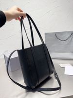 Tasarımcı Çanta Kadın Tote Çanta Günlük XS Çanta Mektubu Lüks Alışveriş Mini Crossbody Geri Deri Siyah Moda Omuz Çantaları