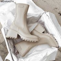 Boots 2022 Brand Women PVC Rainboots ارتفاع الكعب مكتنزة زيادة سميكة قصيرة الكاحل نارية نارية فقط لأحذية المطر Y2210