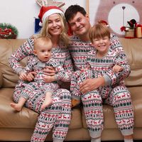 Aile Eşleşen Kıyafetler Avrupa Amerikan Noel Ailesi Eşleştirme Pijamalar Anne Baba Çocuk Onesies Giysileri Set Uzun Kol Sonbahar Kış Tatayları T221027