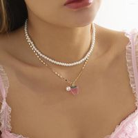 Cadenas Lindos Charmones de fresa rosa Collar Cabello de gargantilla Mujeres Regalo de ni￱a Doble capa Joya de clav￭cula Retro Imitaci￳n Pearl Collares