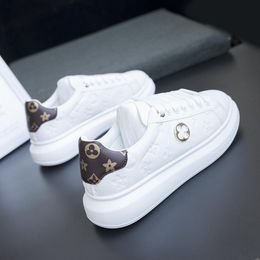 Designer Running Shoes For Men And Women Retro Outdoor Trainers Height Increasing White Sneakers Lightweight Breathable Footwear From Dh912271439, &Price; | DHgate.Com - Image 2
