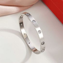 A Classic Luxury Screw Bracelet For Women Man Girls Fashion Gold Bangle Titanium Crystal Design Lover Charm Diamond Bracelets 4 CZ Designer Jewelry Birthday Gift YX9