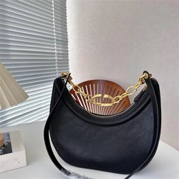 Designer Bag Crescent Bag Hobo Bags Leather Hangbag Women Chain Underarm Shoulder Bags Crossbody Bags Croissant Luxury Handbag Zipper Closure