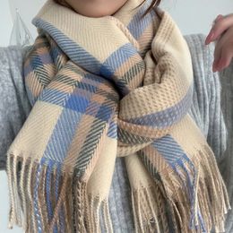 Long Plaid Cashmere Scarf for Female College Versatile Shawl Christmas Scarves Autumn and Winter 231229