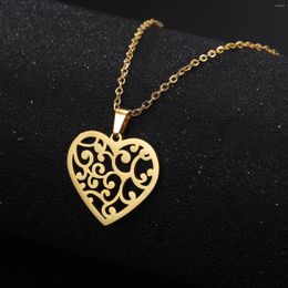 Pendant Necklaces Necklace For Women Floral Hollow Heart Stainless Steel Plating Gold Gifts Friend Mother Fashion Jewerly 2024 Wholesale