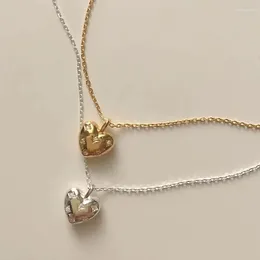 Pendant Necklaces Love Necklace Women's Light Luxury Design Sense Vintage Rhinestone Peach Heart Collarbone Chain Titanium Steel 2024 Trend