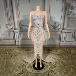 Luxury Long Prom Dress 2024 Sheer Neck Straps Crystal Beads Silt Front Mermaid Evening Club Night Party Gowns Celebrity Dresses Vestido De Gala Black Girls