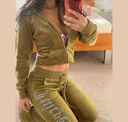 Women's Tracksuits Juicy Tracksuit 2023 Summer Brand Suit Velvet Velour Women Track Hoodies and Pants Met Fashion Trend Clothes567