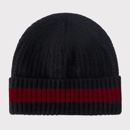 Berets 2024 Men's Striped Knitted Hat Bone Masculino Large Head Crochet Beanie Cap Outdoor Winter Hats For Women Men Gorras Hombre