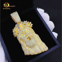 Ciondolo testa di Gesù in argento sterling placcato oro Vvs Moissanite alla moda per gioielli hip-hop