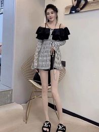 Women's Blouses Korejepo Stripe Velvet Spliced Shirts 2024 Autumn Fashion One Line Neck T Shirt Long Sleeved Flare Sleeve Chic Bottom Tops